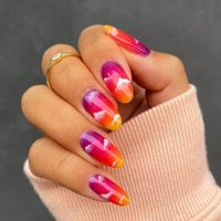 Nail art: cómo hacer el diseño "sunset" inspirado en los más bellos colores