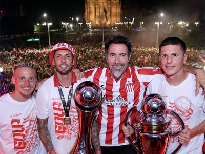 Domínguez aseguró que su continuidad en Estudiantes “no depende de él”