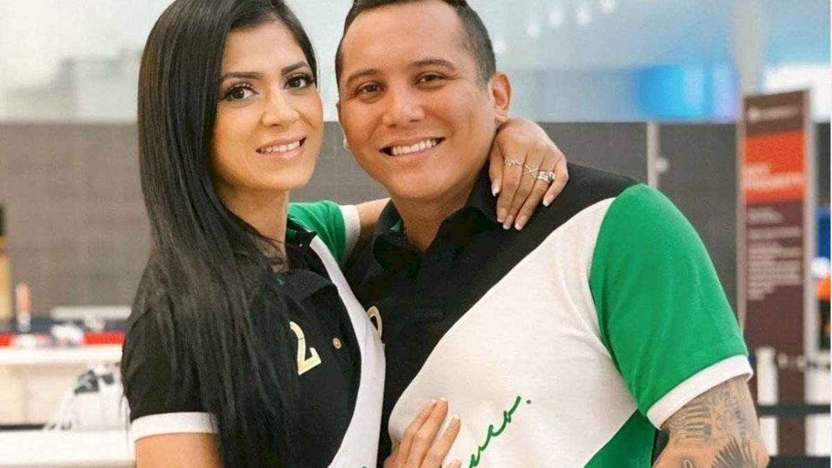 Edwin Luna y Kimberly Flores. Fuente: (Instagram).