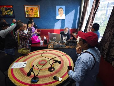 Gobierno federal claudica en intento de decomisar equipo de transmisión de Radio Universidad-Pueblo