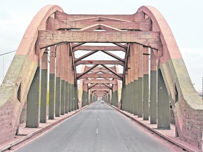 Proponen convertir el puente carretero en un museo y construir uno nuevo con peaje