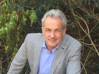 Facha heredada: quién es Nicolás, el hijo mayor de Ivo Cutzarida