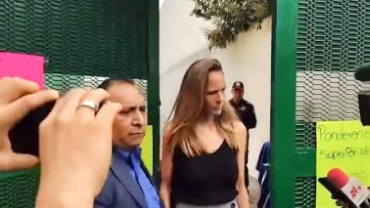 Ximena "N", a la salida de su audiencia el pasado 25 de julio