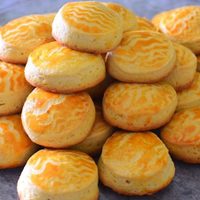 Con solo 1 naranja y otros ingredientes económicos: prepará estas deliciosas galletitas para la merienda