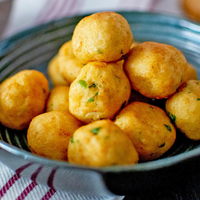 Bolitas de coliflor: crujientes y muy ricas para picotear en tu próxima juntada