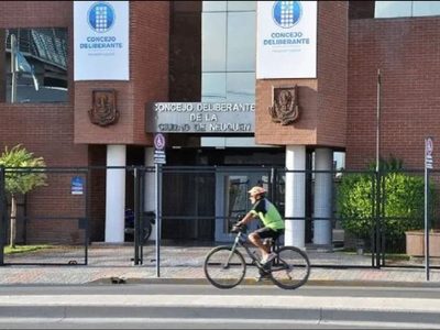El deliberante de Neuquén debatirá la incorporación al transporte público en la ciudad de las plataformas digitales
