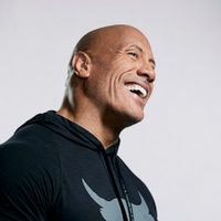 Para enaltecer: el gesto de Dwayne Johnson para con un fanático que recorre el mundo