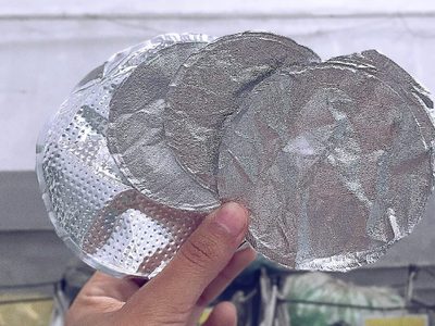 Nunca más tires las tapas de aluminio, transformalas en este bonito proyecto para tu jardín