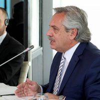 Alberto Fernández participó del banderazo en apoyo al Gobierno: "Estoy muy agradecido"