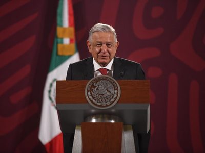 En el pago de impuestos no hay trato preferencial para nadie, incluido Ricardo Salinas Pliego: AMLO