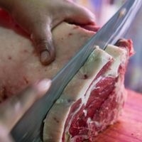 Los cortes vacunos subieron 7,4% en febrero y empujaron la inflación