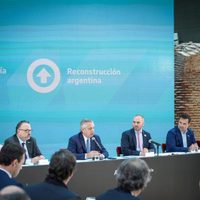 Kulfas cuestionó duramente la gestión de Darío Martínez
