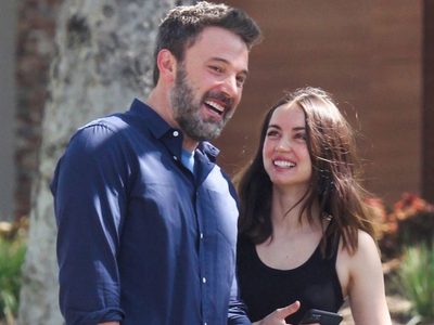 ¡Emotivo! El dulce beso entre Ben Affleck y Ana de Armas. ¿Te lo perdiste?