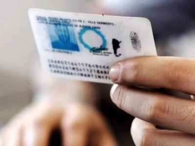 La odisea de gestionar el DNI para las vacaciones