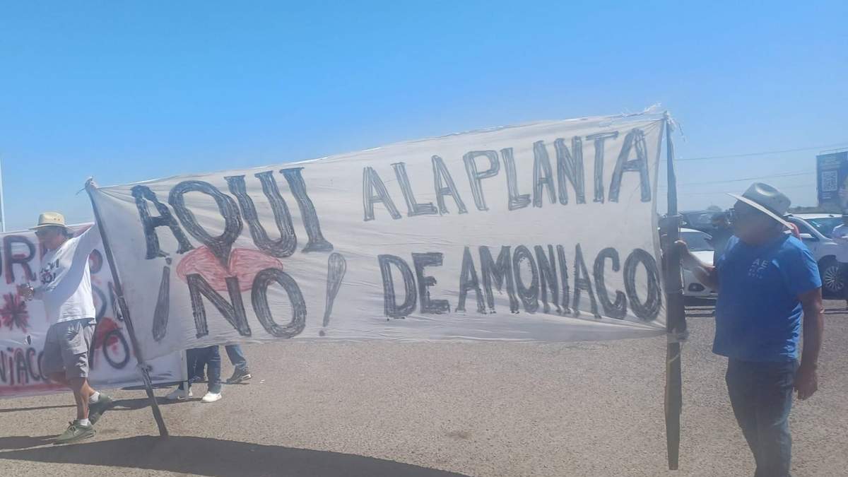 La protesta de vecinos de Topolobampo e integrantes del colectivo “Aquí No”