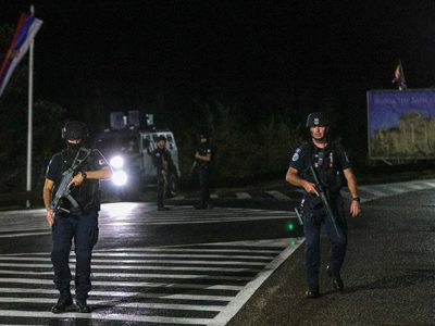 Matan a policía de Kosovo en un ataque que incrementa las tensiones con Serbia