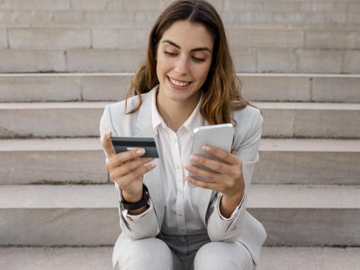 Las mujeres presentan mayor nivel de bancarización que los hombres
