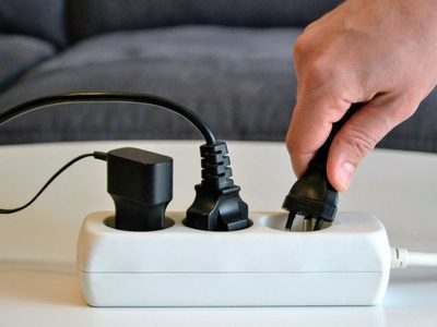 No tires el alargue de enchufes sin funcionar, mirá esta idea para cambiar un poco la decoración de casa