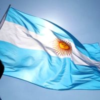 Polémica en Cutral Co por un alumno que juró a la bandera desde la casa de su abuelo