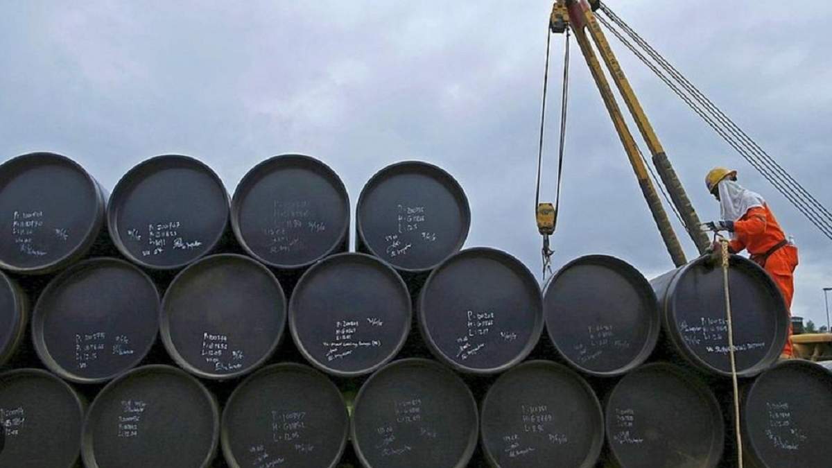 El barril de crudo Brent acumula un retroceso de 27,11% en los últimos siete días