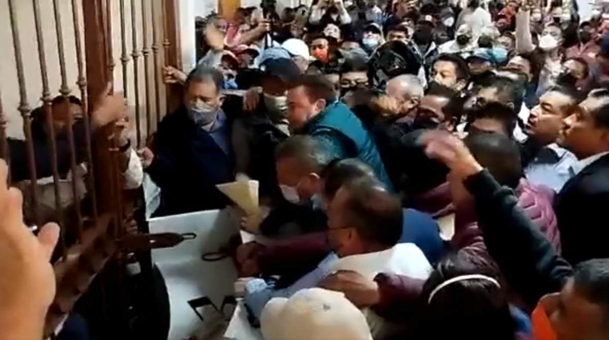 El enfrentamiento en el Ayuntamiento de San Cristóbal de Las Casas