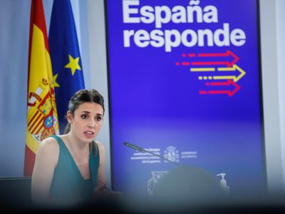España aprueba nueva ley sobre aborto y derechos a la salud menstrual