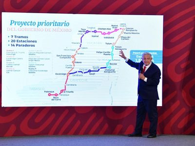 AMLO presenta proyecto arqueológico en la ruta del Tren Maya para contrarrestar “desinformación”
