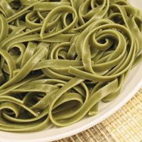 Fideos verdes: la receta fácil, barata y rendidora que las abuelas preparaban en poco tiempo