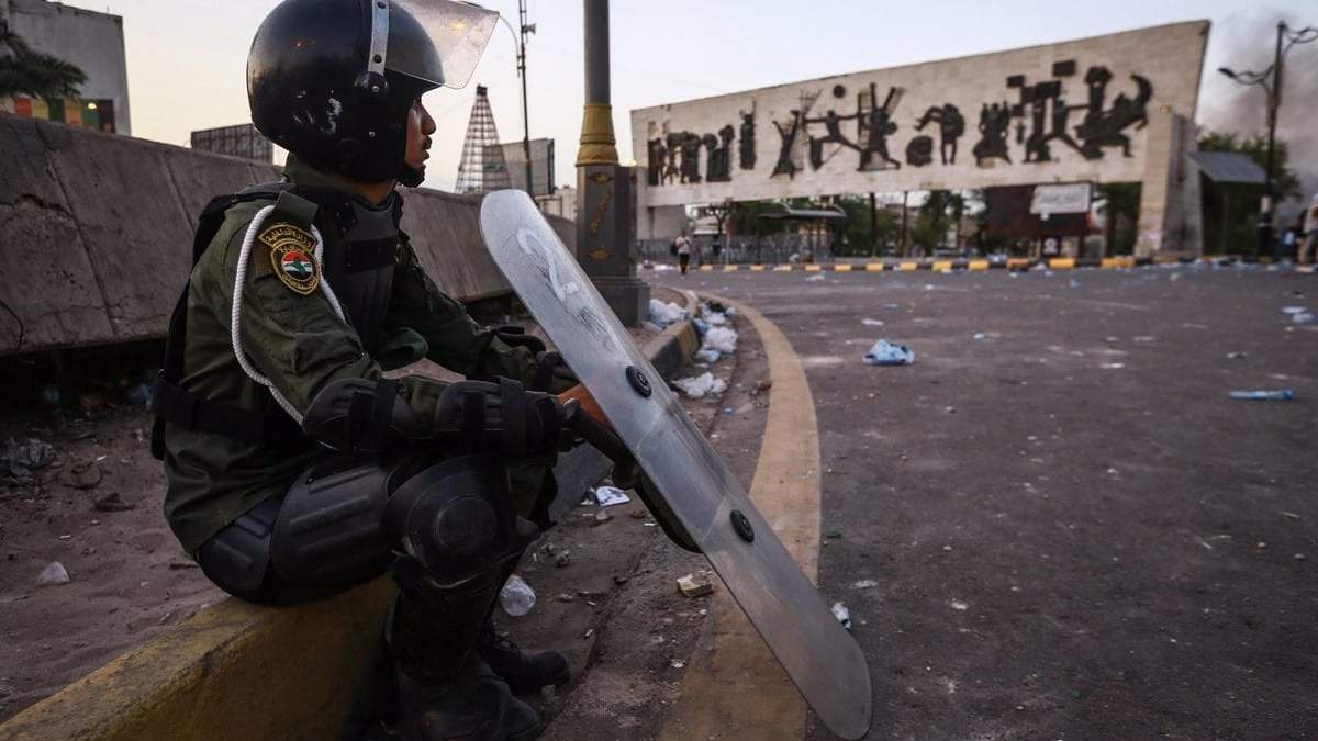 Un miembro de las fuerzas de seguridad de Irak