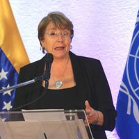 Bachelet deja delegados en Venezuela y pide a Maduro liberar a los presos políticos