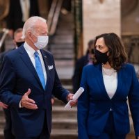 Biden asegura que su investidura no será masiva y no habrá desfiles