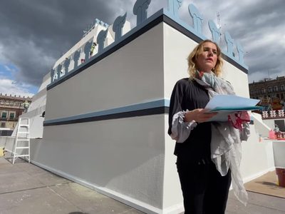 Desde la maqueta del Zócalo, Gutiérrez Müeller destaca caída de Tenochtitlan