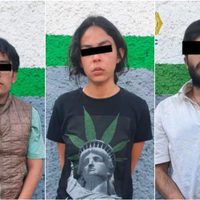 Detienen a tres narcomenudistas en CU que vendían "pelones" con mariguana