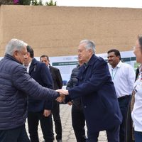 A Bartlett "no lo ven con buenos ojos" porque defiende los intereses del pueblo: AMLO