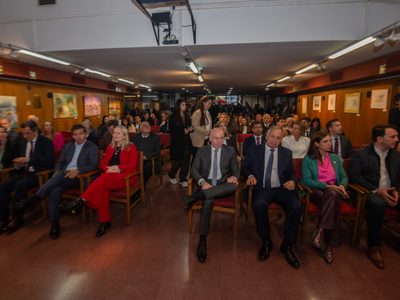 La foto que habla en la asunción de autoridades del Colegio de Abogados