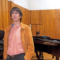 Hora de volver al ejercicio artístico: García Barrios