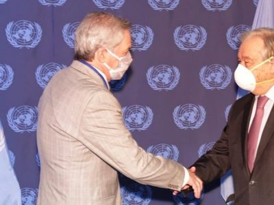 Malvinas: Solá se reunió con el secretario general de la ONU para que interceda ante el Reino Unido
