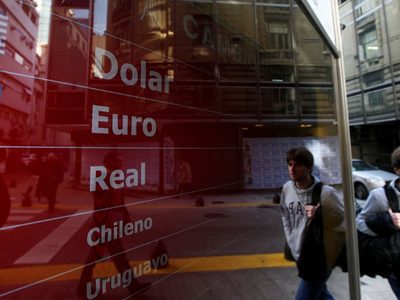 El dólar paralelo terminó la semana con la tendencia en ascenso