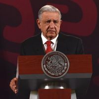AMLO reacciona al asesinato de la candidata de Morena en Celaya: "Duele mucho que esto suceda"