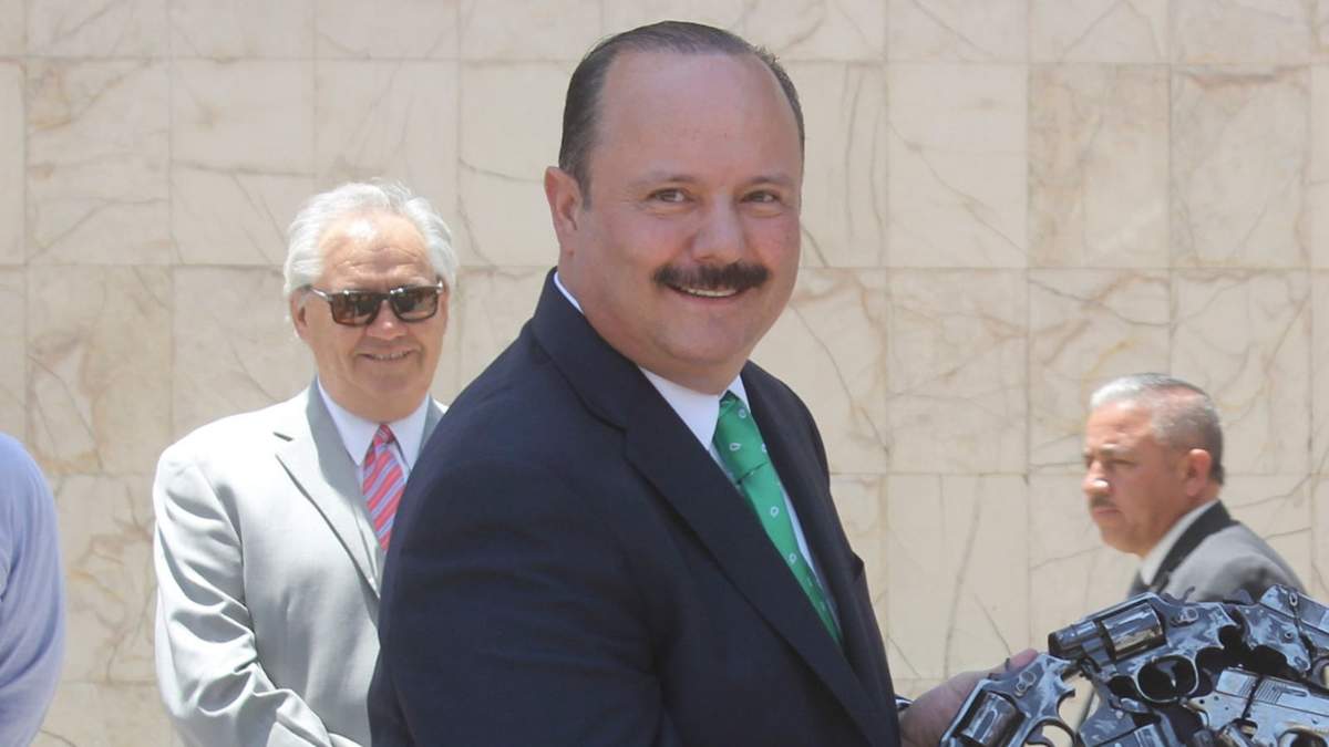 El exgobernador está acusado de malversación y conspiración agravadas. Fuente: (Twitter)
