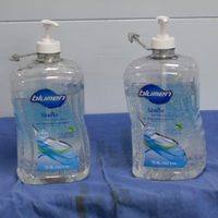 EU alerta de posible intoxicación por usar gel antibacterial hecho en México
