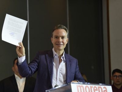 Manuel Velasco se anota como invitado del PVEM al proceso interno de Morena