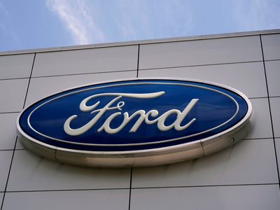 Profeco y Ford alertan por fallas en más de ocho mil vehículos