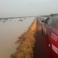 Por lluvia, quedan varados tráileres en carretera Monterrey-Nuevo Laredo