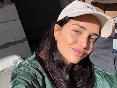 Revival setentoso según Zaira Nara: así se lleva el pantalón que marca la temporada