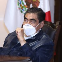 Barbosa reprocha a ONG y periodistas por bebé hallado muerto en penal de Puebla