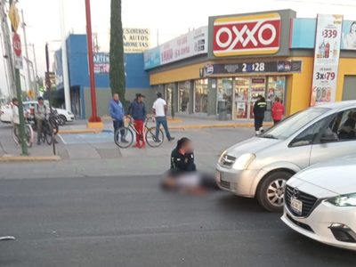 Asesinan a policía de Celaya cuando viajaba con su esposa; un sicario murió (Video)
