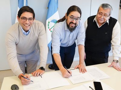 El Ministerio de Salud y la Universidad de Flores firmaron un convenio para fortalecer la Educación y el Sistema de Salud en la Provincia