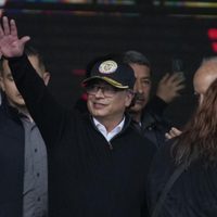 Fiscalía pide indagar si el presidente Petro cometió delitos en el caso de su hijo
