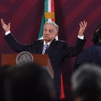 AMLO anticipa salida de Mejía Berdeja: busca ser candidato de otro partido al gobierno de Coahuila